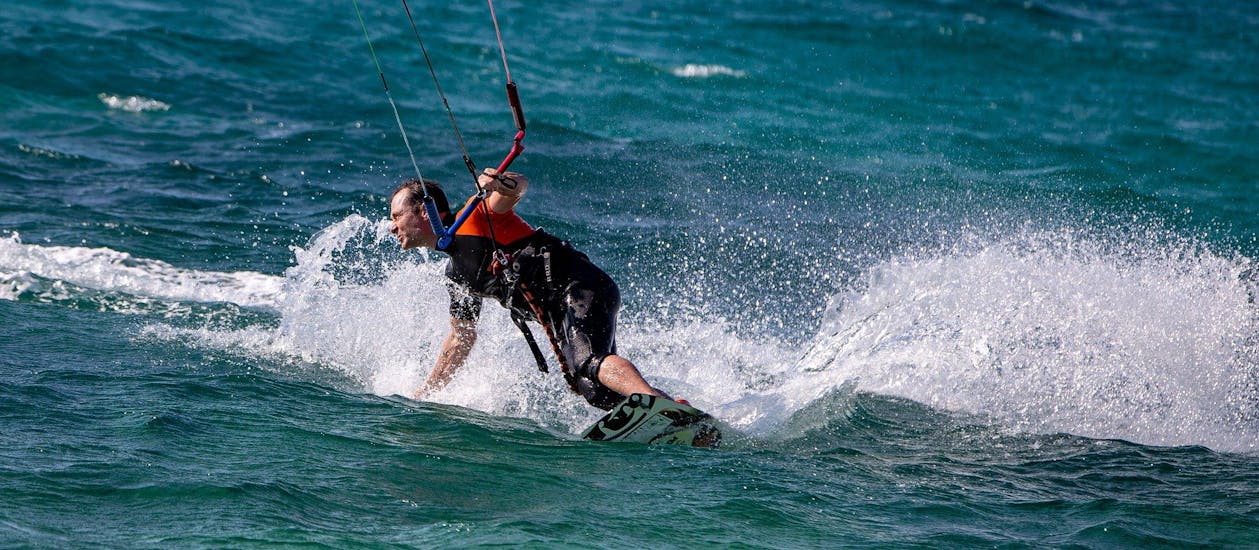 Private Kitesurfing Lessons for Teens & Adults - Advanced.