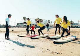 People of all ages are practicing their first experience with surfing on these surfing lessons from 4 years in Valencia with Anywhere Watersports.