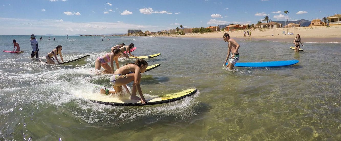 surfing-lessons-in-cullera---all-levels-hero