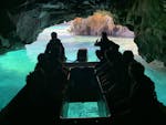 Panorama of the beautiful nature visible during a boat trip to the Berlengas and caves with guided tour with Feeling Berlanga.