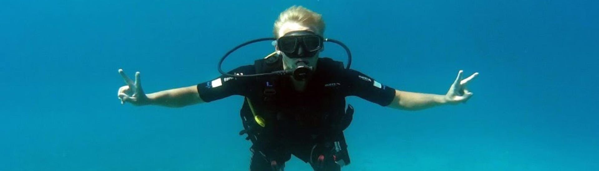 Scuba Diving Course for Beginners - SSI Scuba Diver.