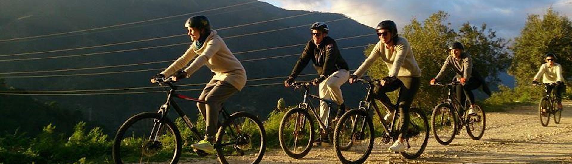 Mountainbike tour voor beginners in Puerto Banús - Sierra de las Nieves.