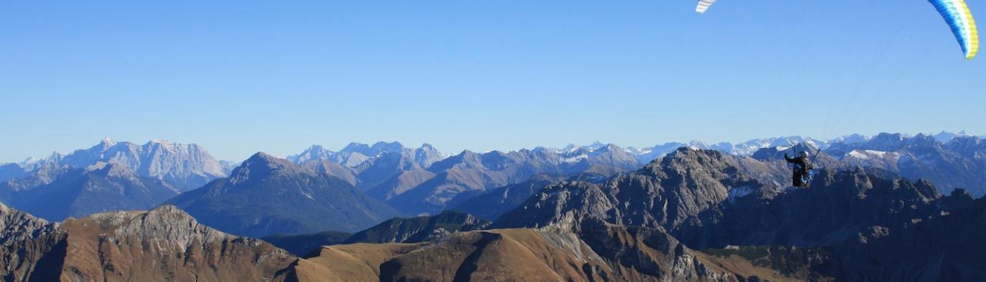 Panorama Tandem Paragliding in Bach - Tiroler Lech Nature Park.