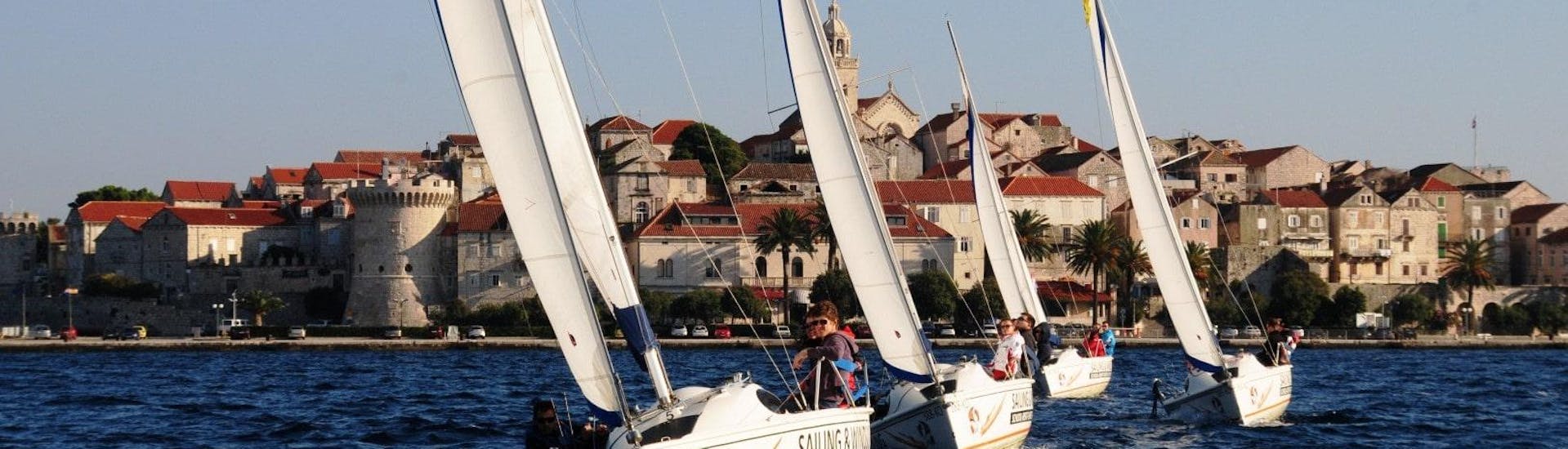 Zeilboottocht van Korčula (stad) naar Lastovo met zwemmen & wild spotten.