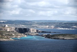 Paseo en barco de Qala a Blue Lagoon Malta con baño en el mar & avistamiento de fauna con Joyride Watersports.