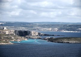 Wunderschöner Horizont während der Bootsfahrt nach Comino mit der Blauen Lagune von Gozo aus von Joyride Watersports Gozo.