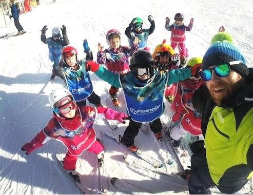 Kids Ski Lessons (5-13 y.) - Max 6 per group