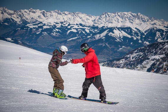 Kaprun - Kids Snowboarding Lessons ?Fun Package? (4-15 y.) for Advanced Snowboarders