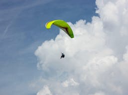 Thermisch tandem paragliding in Šmarčna  (vanaf 14 j.) - Sava Hills met Sky Riders Paragliding Croatia.