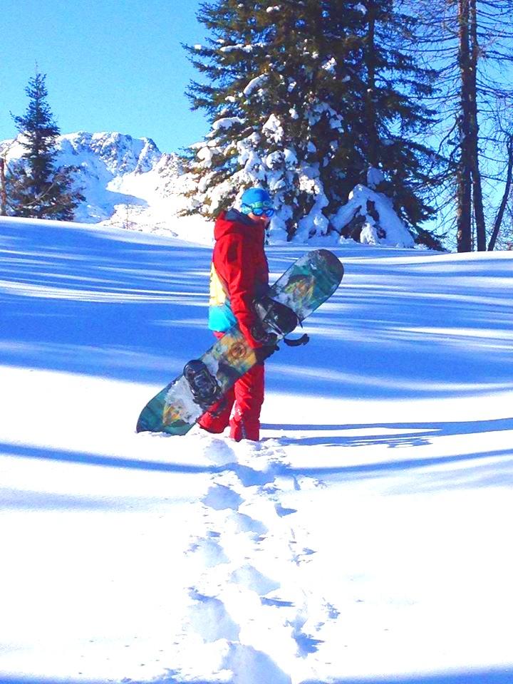 Private Snowboarding Lessons for Kids & Adults from Scuola Sci Azzurra Folgarida.
