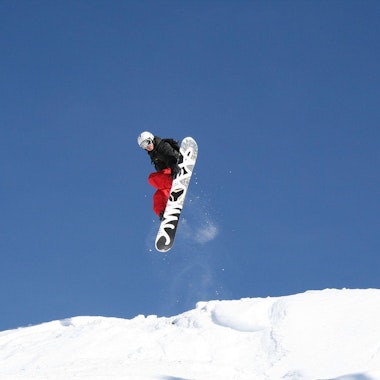Zell am Ziller - Private Snowboarding Lessons for Kids (from 8 y.) & Adults of All Levels