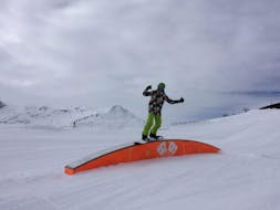 Off Piste Snowboarding Lessons - All Levels from Swiss Snowboard School Sägerei Sedrun.