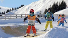 Clases de esquí para niños a partir de 4 años para principiantes con Skischule Toni Gruber.