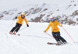 Clases de esquí para adultos para todos los niveles.