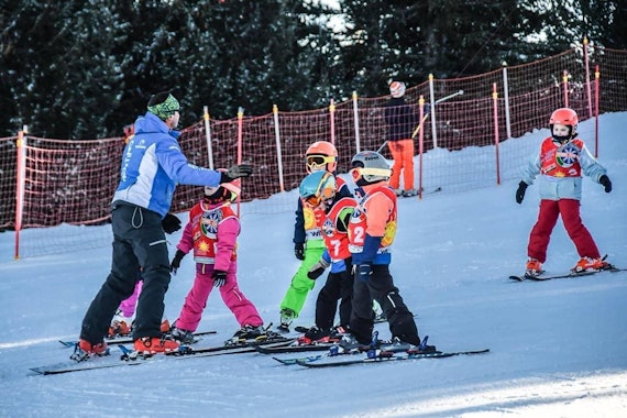 Kids Ski Lessons (6-12 y.) for First Timers
