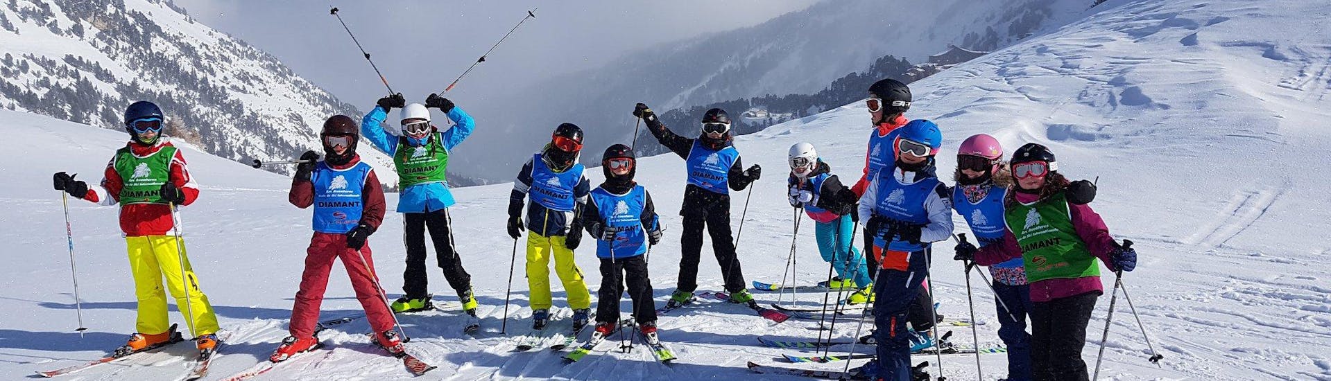 kids-ski-lessons-5-12-years-holiday-morning-esi-arc-aventures-hero