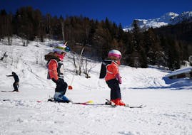 Lezioni di sci per bambini a partire da 3 anni principianti assoluti con École de ski Evolution 2 Sainte Foy.