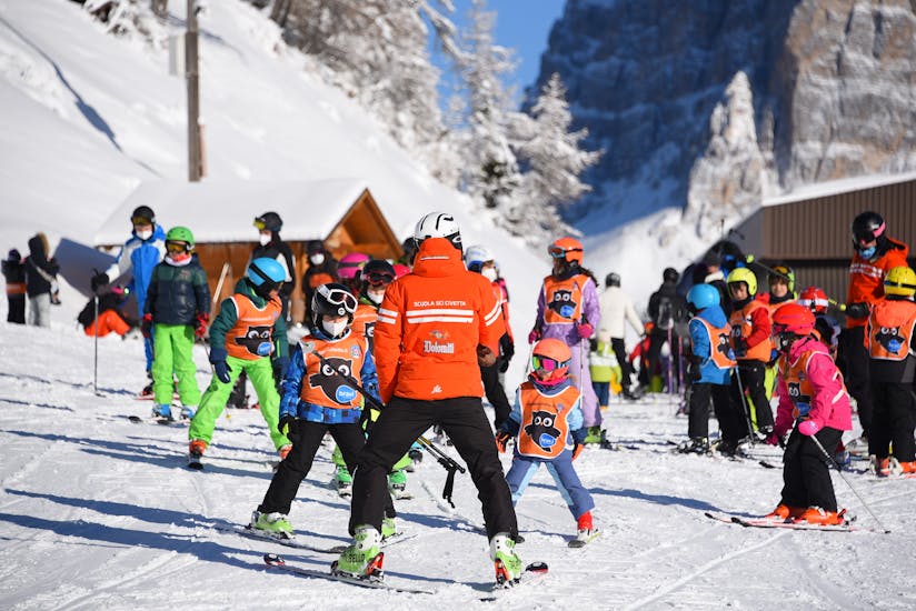 Kids during the Kids Ski Lessons (5-12 y.) for All Levels from Scuola Sci Civetta - Val di Zoldo Pecol.