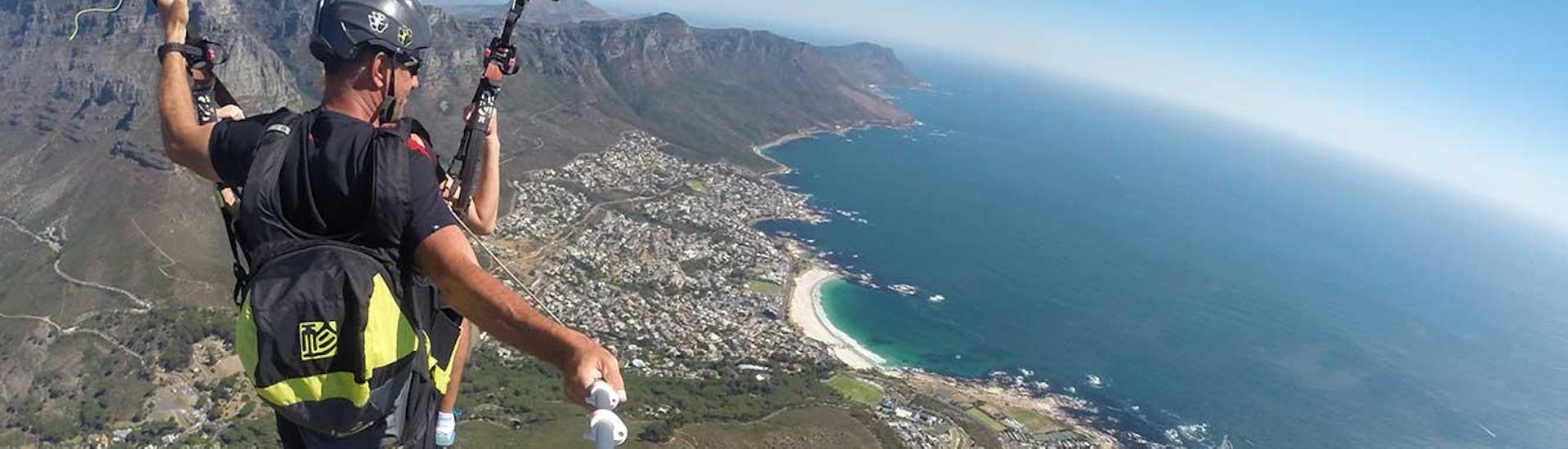 tandem-paragliding-in-cape-town-skywings-paragliding-hero