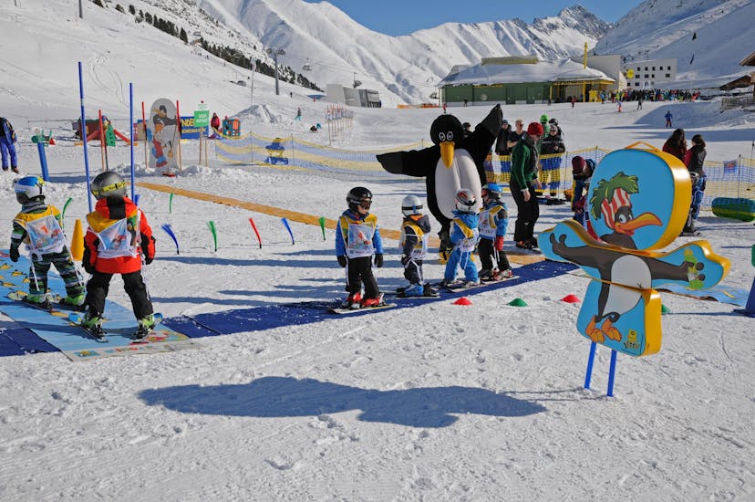 Private Ski Lessons for Bambinis (for 4-5 y.).