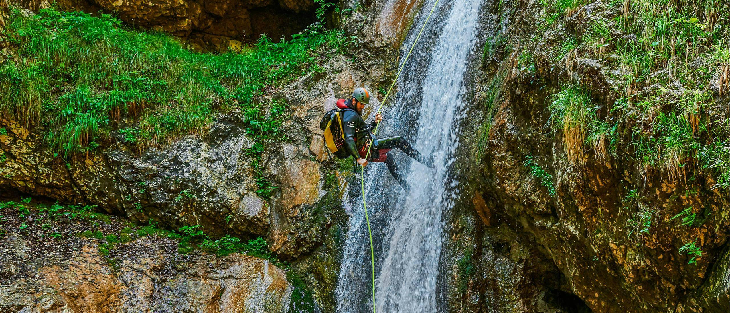 Barranquismo avanzado en Varpolje - Savinja con Funpark Menina - Savinji Barranquismo avanzado en Varpolje - Savinja con Funpark Menina - Savinji.
