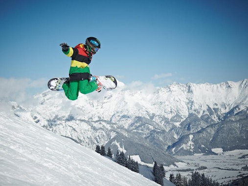 Freestyle Snowboarding Lessons for All Levels