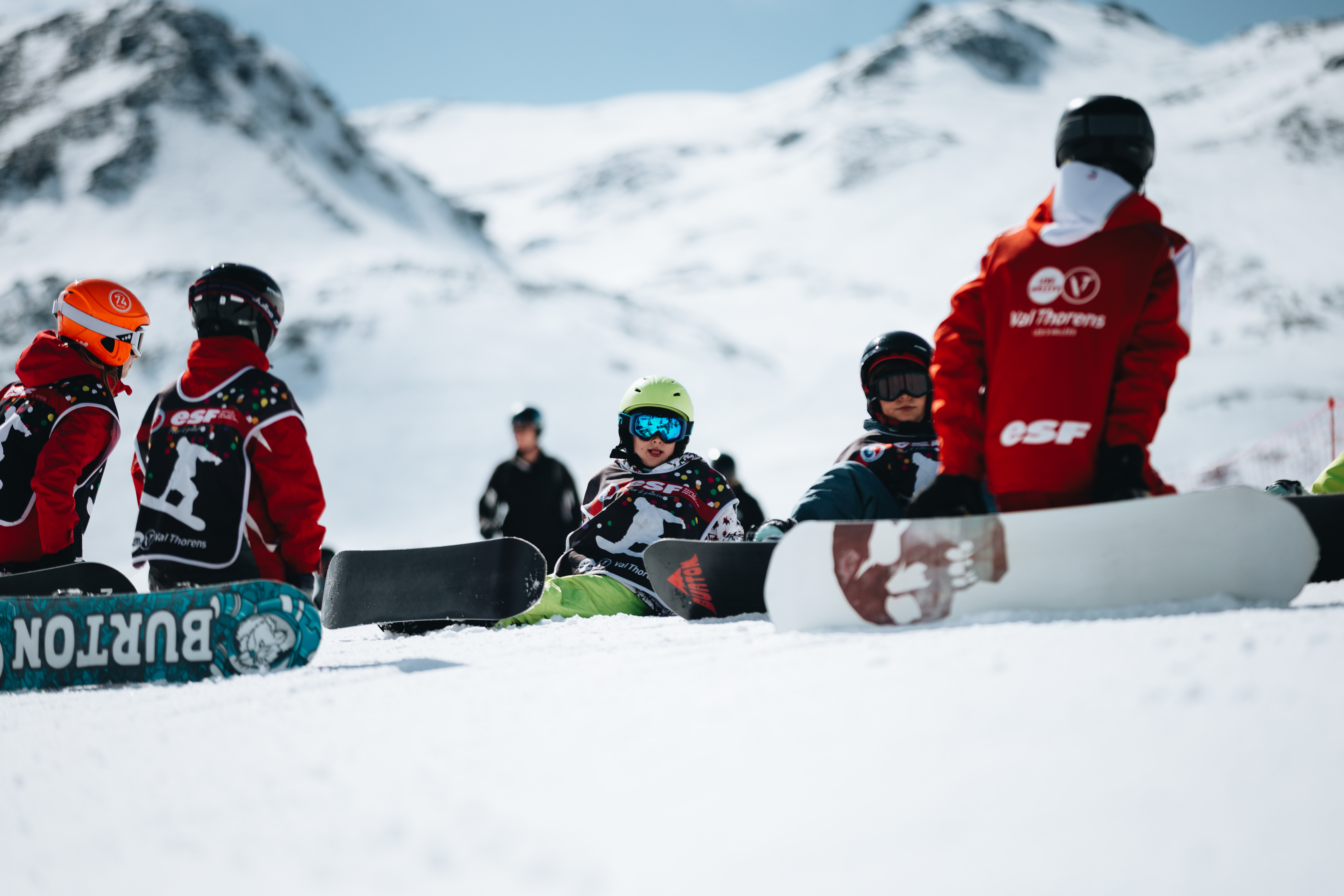 Snowboardlessen voor kinderen (7-12 jaar).