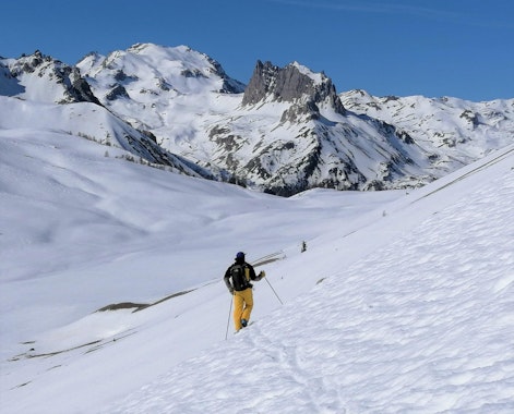 Private Off-Piste Skiing Lessons for Advanced Skiers
