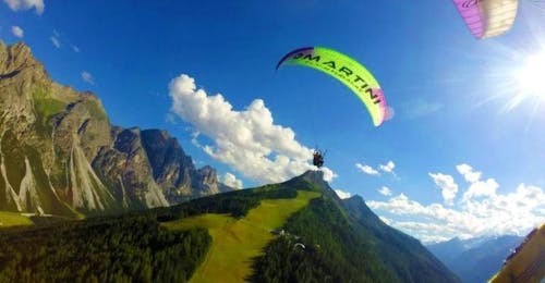 Parapente biplaza a gran altitud en 11er Lifte Neustift (a partir de 3 años) Parapente biplaza a gran altitud en 11er Lifte Neustift (a partir de 3 años).