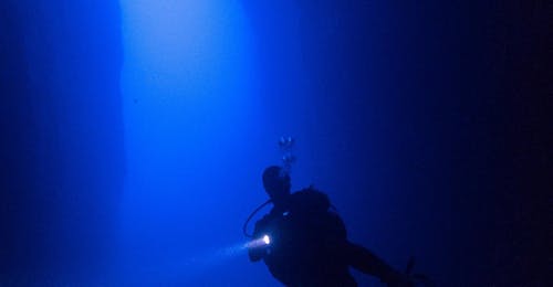 Formation de plongée PADI Advanced Open Water Diver à Gozo avec Blue Waters Dive Cove Gozo Formation de plongée PADI Advanced Open Water Diver à Gozo avec Blue Waters Dive Cove Gozo.