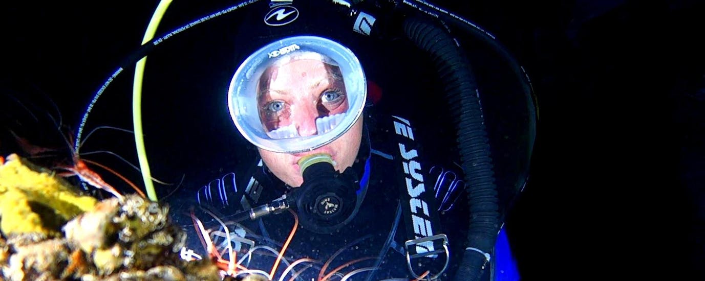Close-up photo of a diver during the Scuba Diver Course in Ustica for Beginners.