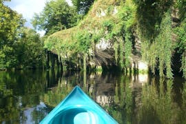 Landschap van de rivier de Dronne en zijn weelderige vegetatie die bewonderd kan worden tijdens een kanotocht met Allo Canoës Dordogne tijdens de Moulin de Grenier - 4 km kanotocht.