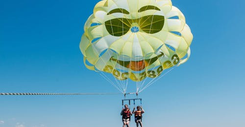 Parasailing in Salou from Nàutic Parc Costa Daurada- Terres Ebre Parasailing in Salou from Nàutic Parc Costa Daurada- Terres Ebre.