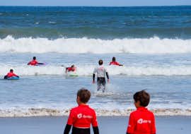 Cours de surf à Arteixo (dès 6 ans) pour Tous niveaux avec Prado Surf Bastigueiro & Sabón Cours de surf à Arteixo (dès 6 ans) pour Tous niveaux avec Prado Surf Bastigueiro & Sabón.