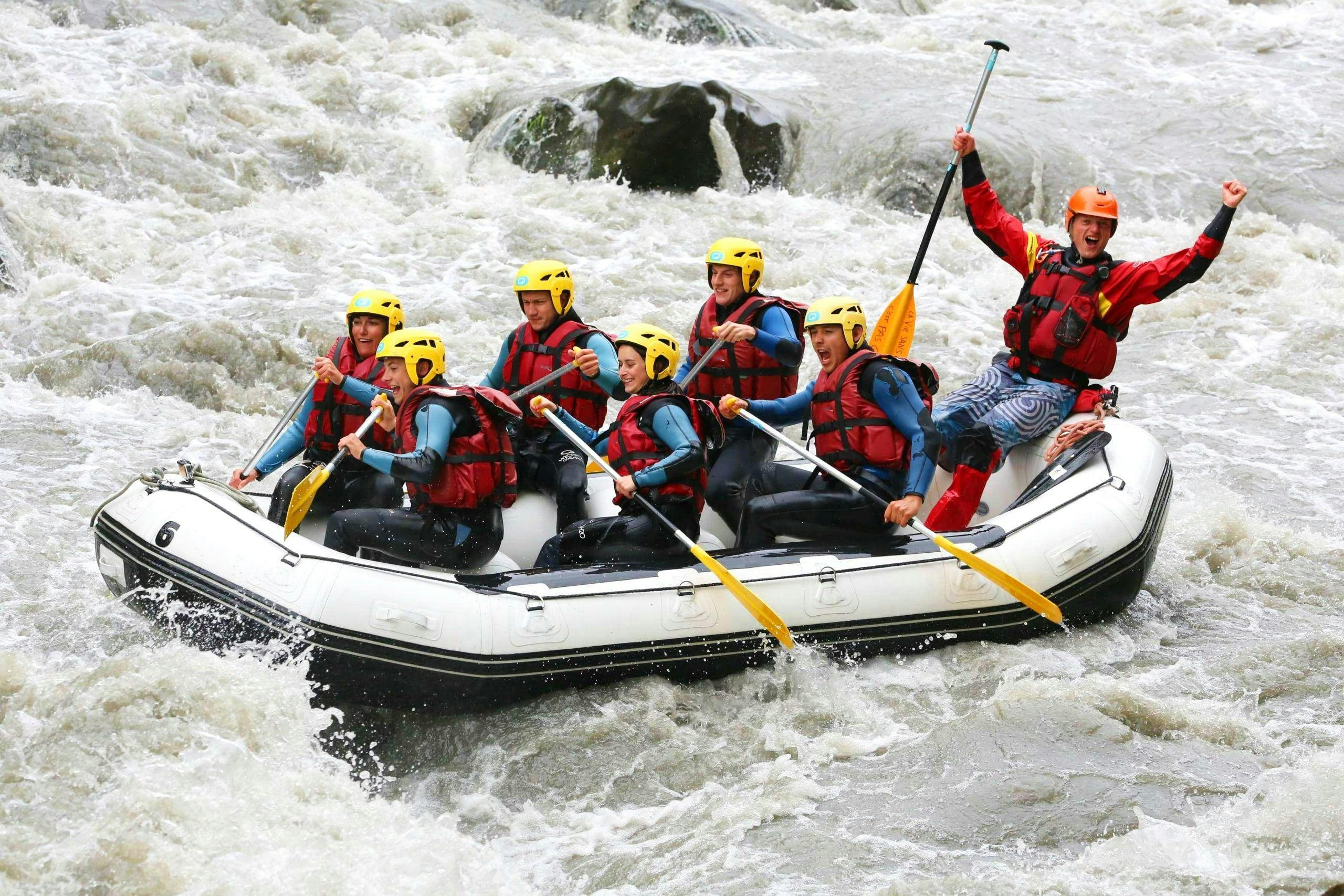 Sportliche Rafting-Tour in Landry - Isère (Fluss) mit Evolution 2 Peisey Vallandry - H2oSports Sportliche Rafting-Tour in Landry - Isère (Fluss) mit Evolution 2 Peisey Vallandry - H2oSports.