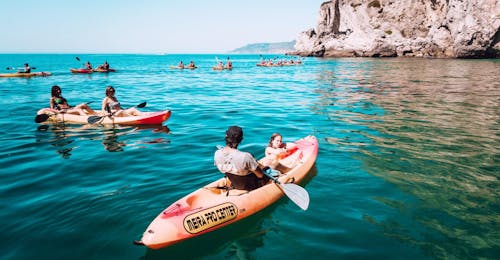 Kayak y piragua fácil en Lisboa - Parque natural de Arrábida Kayak y piragua fácil en Lisboa - Parque natural de Arrábida.