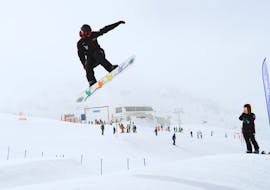 Private Snowboarding Lessons for All Levels & Ages from Escuela Ski Cerler.
