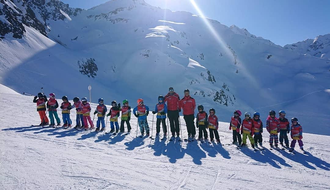 kids-ski-lessons-5-14-y-for-all-levels-skischule-klostertal-2 kids-ski-lessons-5-14-y-for-all-levels-skischule-klostertal-2