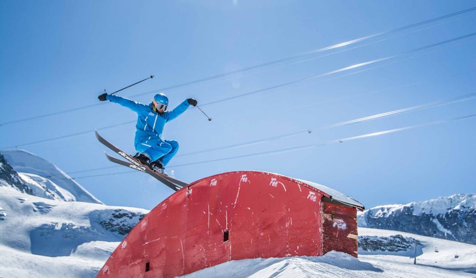 Park & Freestyle Skiing a partire da 8 anni per avanzati.