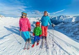Cours particulier de ski en Famille à Hasliberg avec Active Snow Team Engelberg