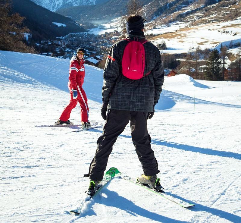 Lezioni private di sci per adulti per tutti i livelli con ESF Val Cenis.