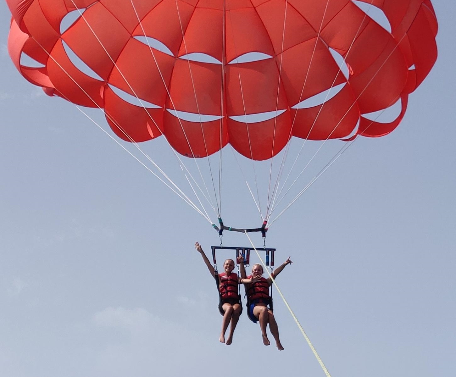 Parasailing a Mellieha Bay con Oh Yeah Malta.