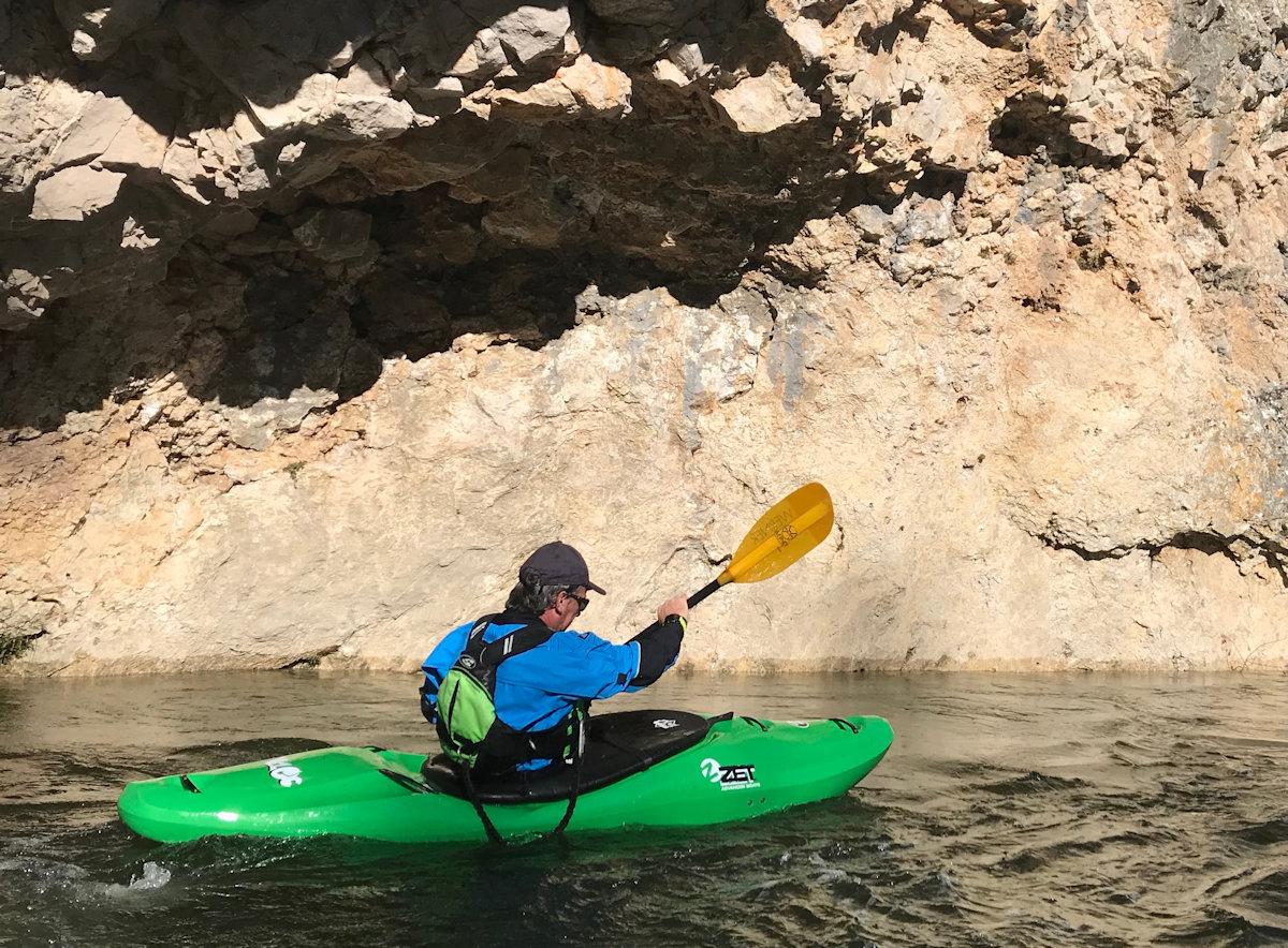 20km-canoe-rental-on-the-tarn-sportive-tour-canoe-la-cazelle-gorges-du-tarn-2