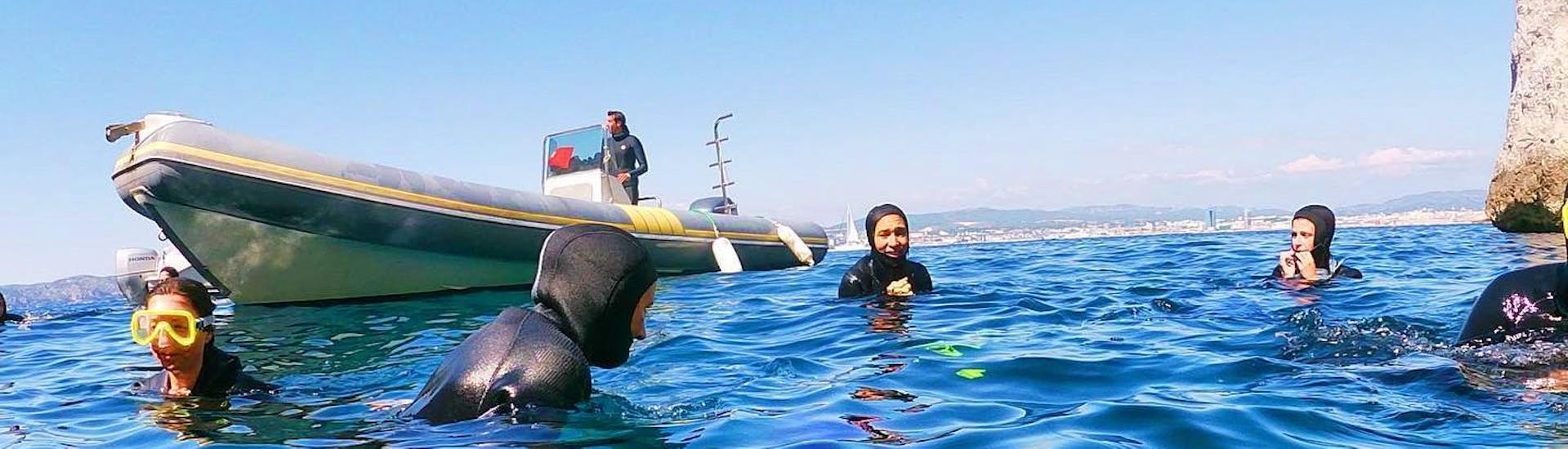 private-snorkeling-trip-in-calanques-national-park-from-marseille-bateau-jaune-hero