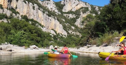 Kayak e canoa facile a Agonès - Gorges de l'Hérault con Canoë Montana Hérault Kayak e canoa facile a Agonès - Gorges de l'Hérault con Canoë Montana Hérault.