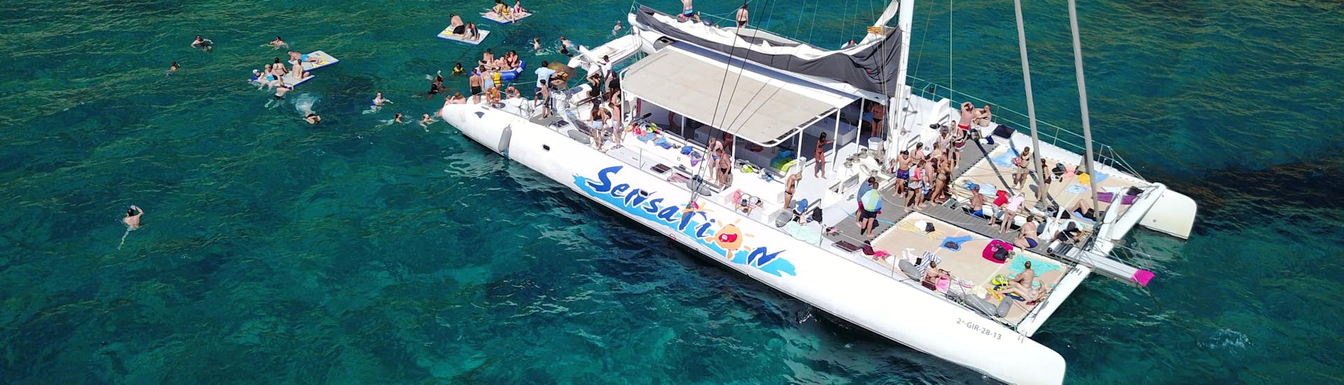 Picture of the catamaran ,used by Catamarans Sensations Costa Brava, on the open sea.
