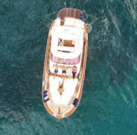 Private Bootstour entlang des Golfo dei Poeti mit Mittagessen mit Fish & Chill Cinque Terre.