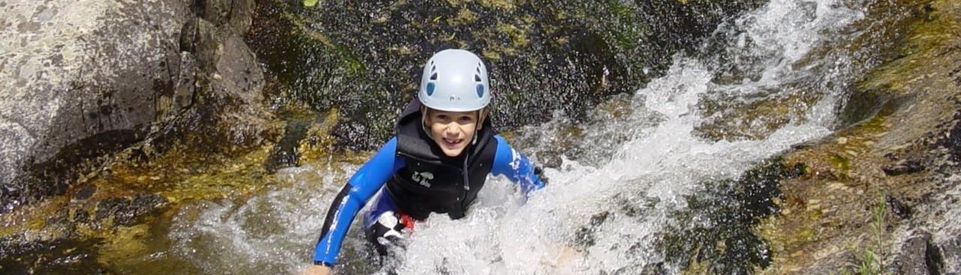 canyoning-in-the-bas-chassezac-canyon-for-families-cevenaventure-hero2