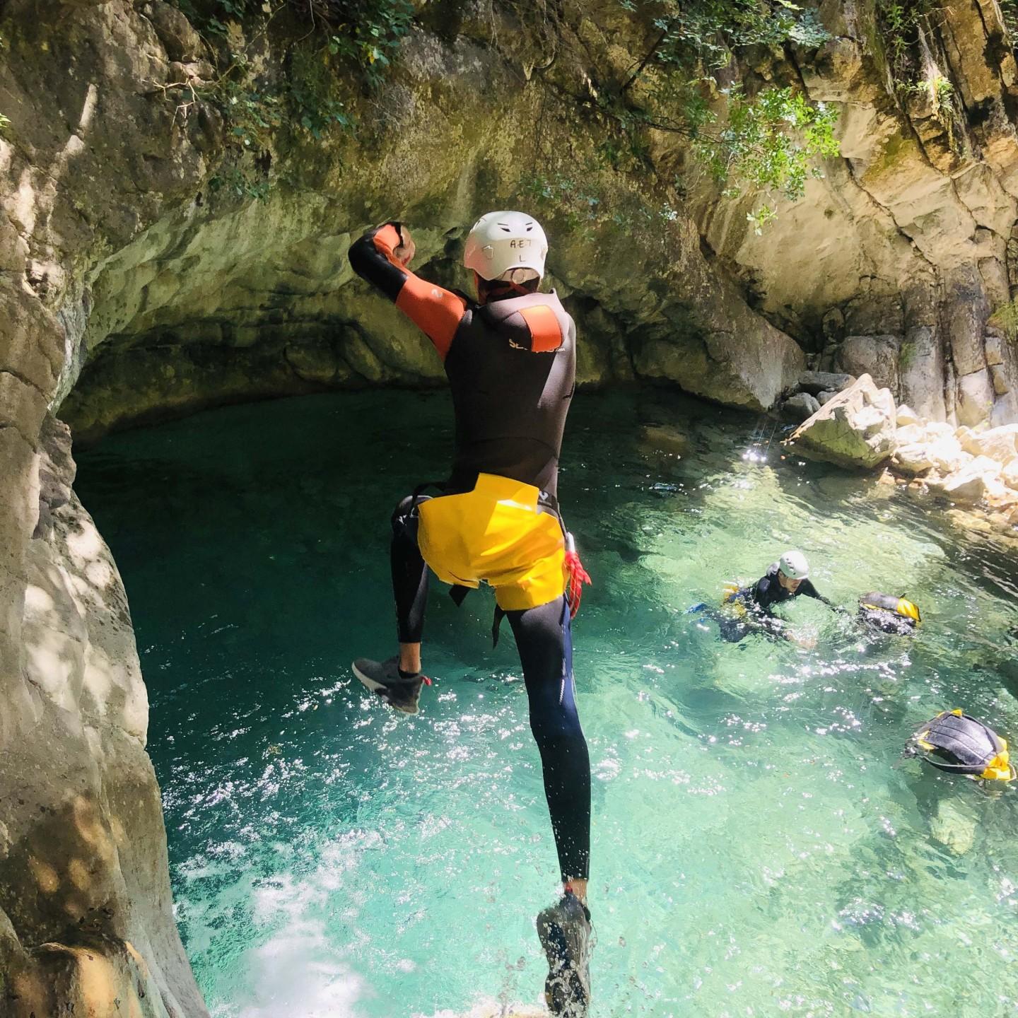 Full Day Canyoning in Carleva Canyon Maglia Canyoning Vall e de