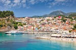 Uitzicht tijdens de boottocht naar Parga & Sivota incl. Blue Lagoon met zwemmen met Ionian Cruises Corfu.